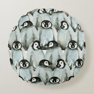 Naadloos patroon met schattige pinguïns rond kussen