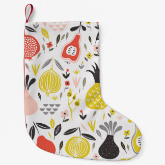  naadloos patroon met vruchten, bloemen en kleine kerstsok
