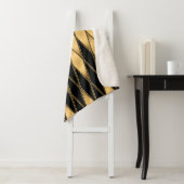 Naadloos patroon van goud en zwarte vormen sherpa deken (In situ)