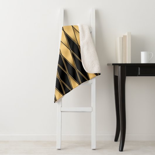 Naadloos patroon van goud en zwarte vormen sherpa deken (In situ)