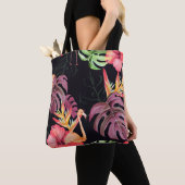Naadloos patroon van hibiscus flower, flamingos en tote bag (Dichtbij)