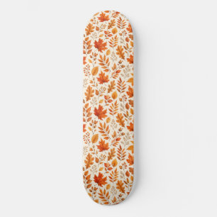 Naadloos patroon van warme herfstbladeren persoonlijk skateboard