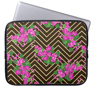 Naadloos vurig patroon in zoete bloemen. Compositi Laptop Sleeve