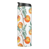 Naadloos waterverf met perziken op een wit thermosbeker (Geroteerd rechts)