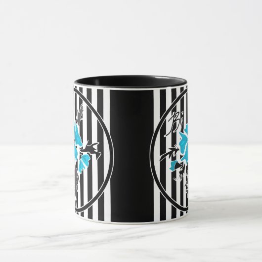 Naadloze abstracte blauwe bloemen wit zwart mok (Midden)