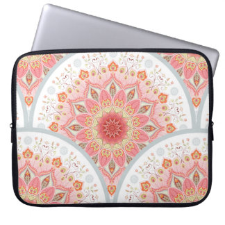 Naadloze achtergrond met ronde versiering. Orienta Laptop Sleeve