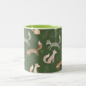Naadloze fox Winter Branches en Leaves Pattern Tweekleurige Koffiemok (Center)