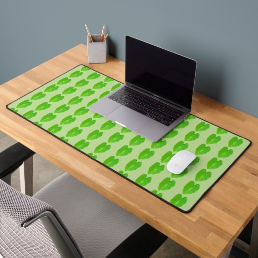 Naadloze Groene Hart Vorm Taro Leaf op Bureau Mat (Kantoor 2)