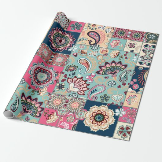 Naadloze patchwork-achtergrond met paisley en grie cadeaupapier (Uitgerold)