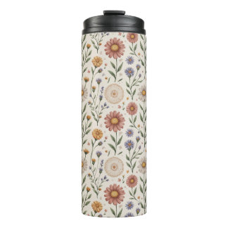 Naadloze patchwork met vintage handgetekende wilde thermosbeker
