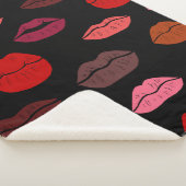 Naadloze patroon kleurrijke lippen sherpa deken (3/4)