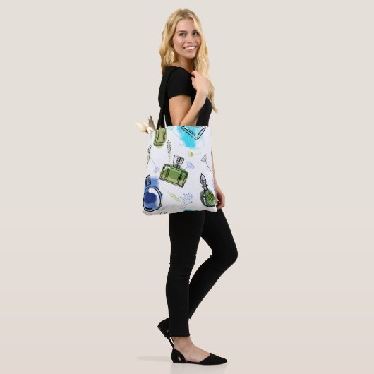 Naadloze patroonfles en waterverf tekst tote bag (Op model)