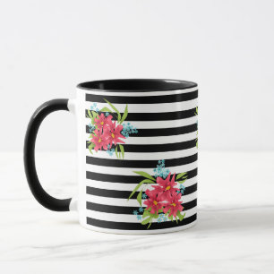 Naadloze roze bloemen floraal zwart wit gestreept  mok