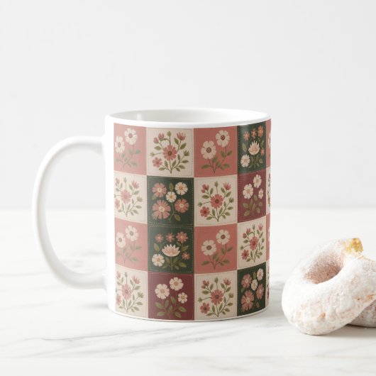 Naadloze Rustieke Bloemige Patchwork Koffiemok (Met donut)