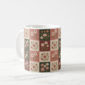 Naadloze Rustieke Bloemige Patchwork Koffiemok (Voorkant links)