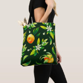 Naadloze waterverf van citrusvruchten en bladeren tote bag (Dichtbij)
