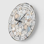Naaien - Buttonnen - Veel witte knoppen Grote Klok (Hoek)