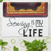 Naaien is mijn leven theedoek (Gevouwen)