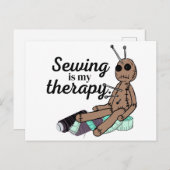 Naaien is mijn therapie! Voodoo Doll Briefkaart (Voorkant / Achterkant)
