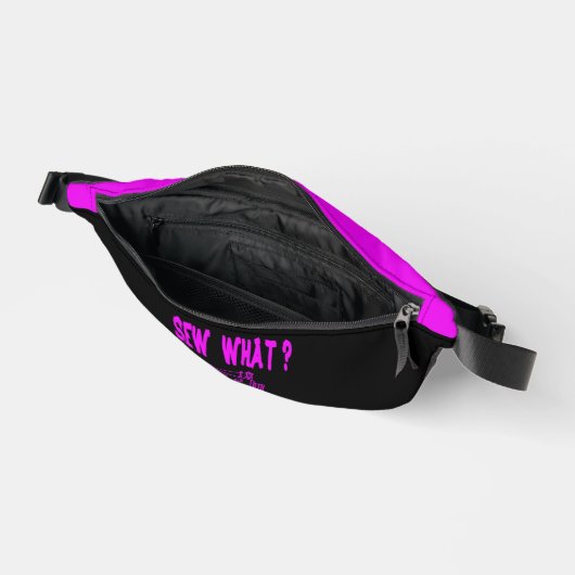 Naaien wat ? heuptasje (Open)