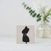 Naaiend naaiwerk Tailor Mannequin Logo QR-code Vierkante Visitekaartje (Staand voorkant)