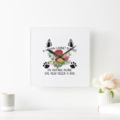 Naaigoed | Een vrouw kan niet overleven bij haar k Vierkante Klok (Huis)