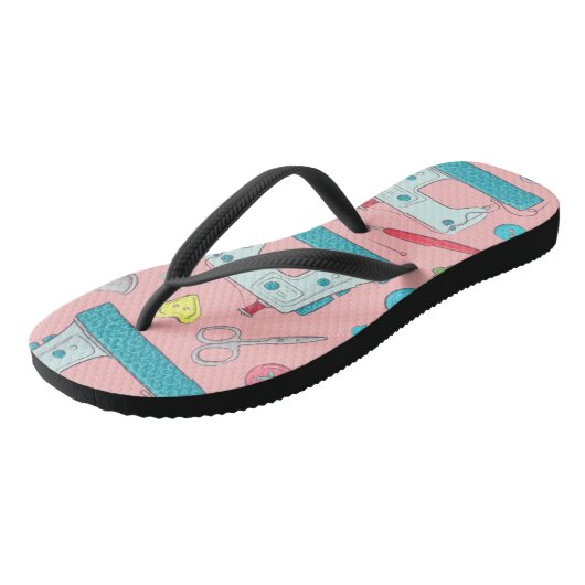 Naaigoetknopen schaar rimpelroze teenslippers (Schuin)