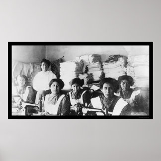 Naaiklasse op de Indische Bismarck School 1922 Poster