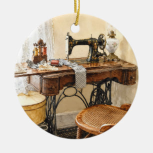 Naaimachine en draadcarrousel keramisch ornament