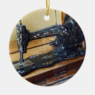 naaimachine met bloemenmotief keramisch ornament