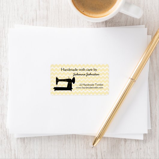 Naaimachine met de hand gemaakt door etiketmedium etiket (Insitu)