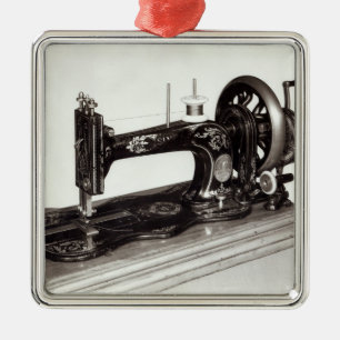 naaimachine van de zanger 'New Family', 1865 Metalen Ornament