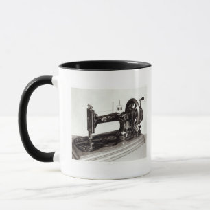 naaimachine van de zanger 'New Family', 1865 Mok