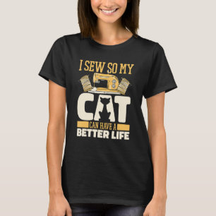 Naaimachine voor kattenriolering Handwerk van na T-shirt