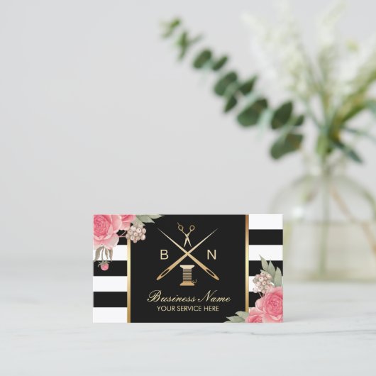 Naaisnijdraad en naalden  visitekaartje (Staand voorkant)