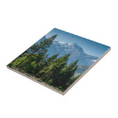 Naaldbomen met bergachtergrond tegeltje (Zijkant)