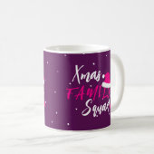 Naam aangepast kerstfamiliekaartscript koffiemok (Voorkant rechts)