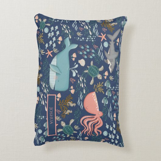 Naam baby onder de Zee Ocean Animal Nursery Accent Kussen (Achterkant (Verticaal))