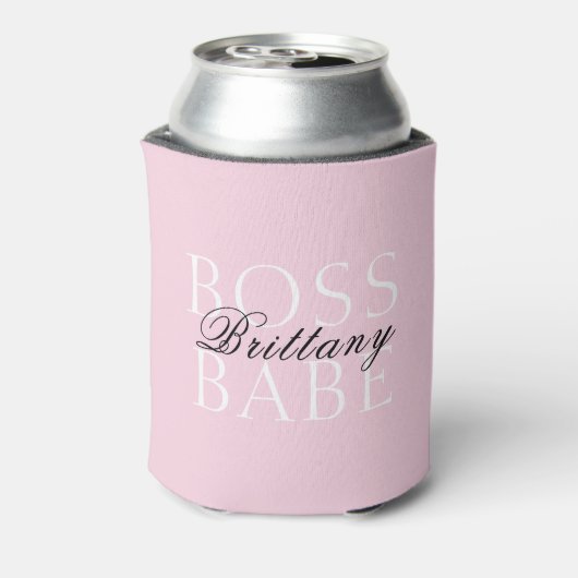 Naam Boss Babe Typografie Roze Blikjeskoeler (Blikje Achterkant)