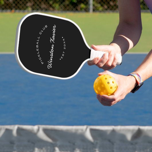 Naam & Club Design Zwart Wit Gepersonaliseerd Pickleball Paddle (Insitu)