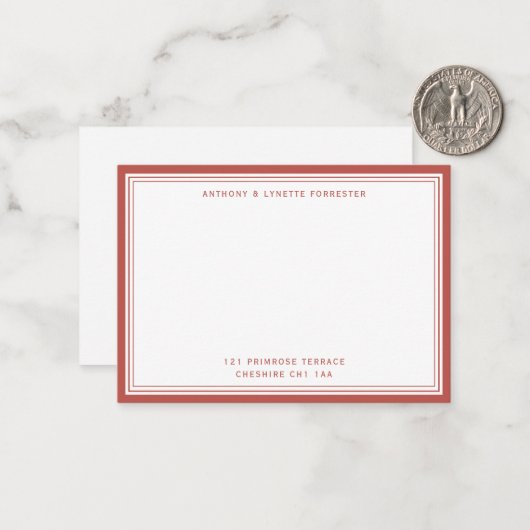 Naam en adres van de moderne Blush Red Border Notitiekaartje (Voorkant / Achterkant in situ)