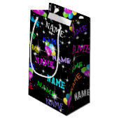 Naam en ballon van de verjaardag in sterren klein cadeauzakje (Achterkant Gekanteld)