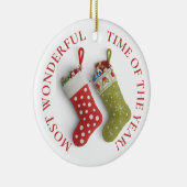 Naam en datum, Rood- en Groene kerstkaarten Keramisch Ornament (Rechts)