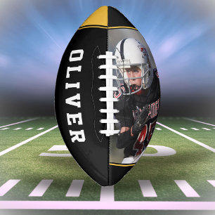 Naam en foto van gele Black Stripes Player American Football