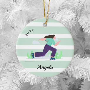 Naam en jaar van het meisje dat Brunette Skating R Keramisch Ornament
