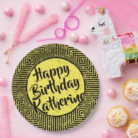 Naam: Geel/zwart, Happy Birthday Diagonal Stripes Papieren Bordje (Feest)