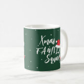 Naam gepersonaliseerd kerst familie squad script koffiemok (Voorkant rechts)