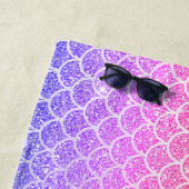 Naam Gold Pink Mauve Mermaid Scales toevoegen Strandlaken (In situ)