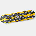 Naam Initialen toevoegen, zilvergele pijlen S Persoonlijk Skateboard<br><div class="desc">Voeg om het even welke naam of initialen toe u op dit geweldige ontwerp wilt - zie mijn opslag voor veel meer gepersonaliseerde skateboard design en Skateboard T-Shirts,  Hoodies,  Backpacks,  Blankets en meer.</div>