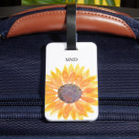 Naam Monogram Gele Zonnebloem Bagagelabel<br><div class="desc">Dit florale bagagelabel is versierd met een gele waterverf zonnebloem. Eenvoudig aan te passen met jouw naam of monogram. Met de optie Verdere wijzigingen aanpassen kunt u de tekstgrootte, stijl of kleur desgewenst wijzigen. Omdat wij ons kunstwerk creëer, zult u dit nauwkeurige afbeelding niet vinden van andere ontwerpers. Oorspronkelijke Waterverf...</div>